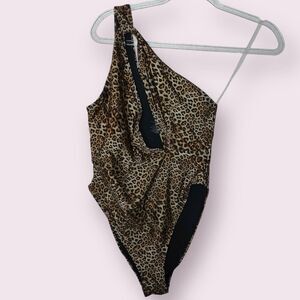 Windsor Womens Size M Leopard Print One Shoulder Purrfect Poolside Look Swimsuit